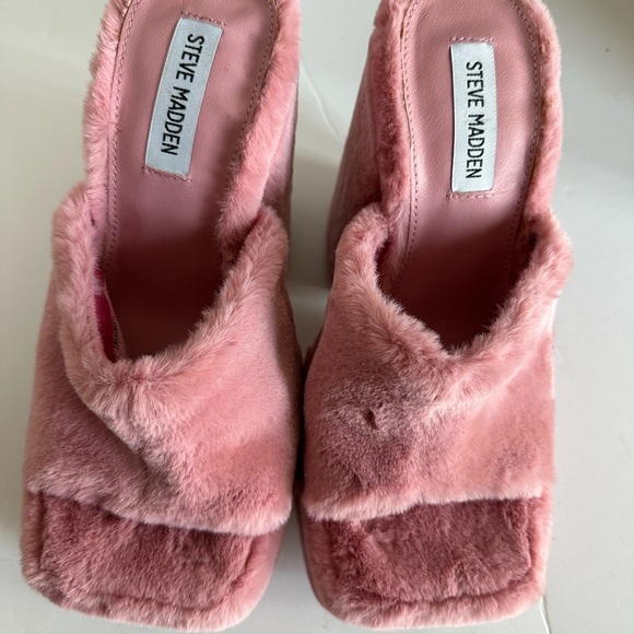 Brand New Steve Madden Trixie-F Pink Barbie Platforms Size 7. - Picture 7 of 15